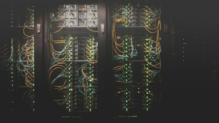Infrastruktura sieciowa i serwery wykorzystywane w środowisku Active Directory